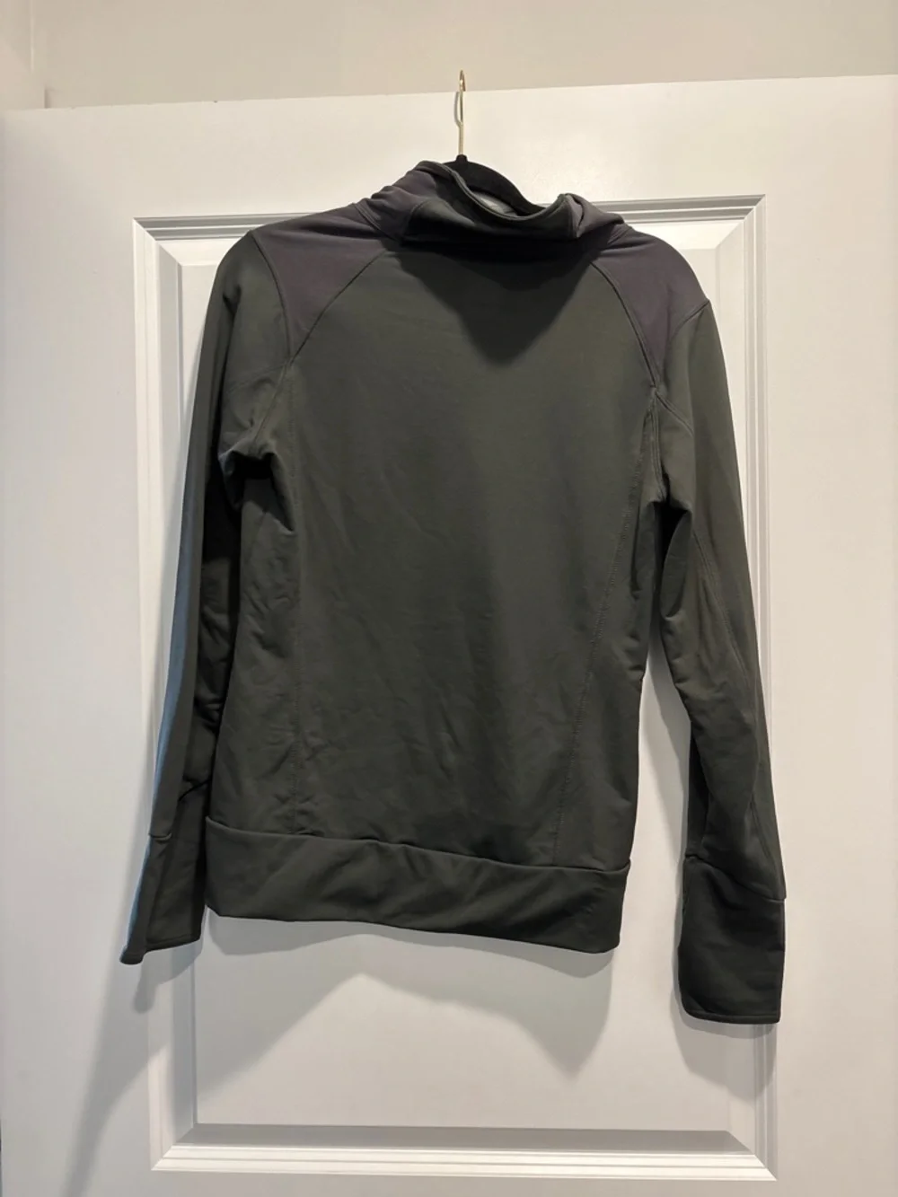 The North Face gray north